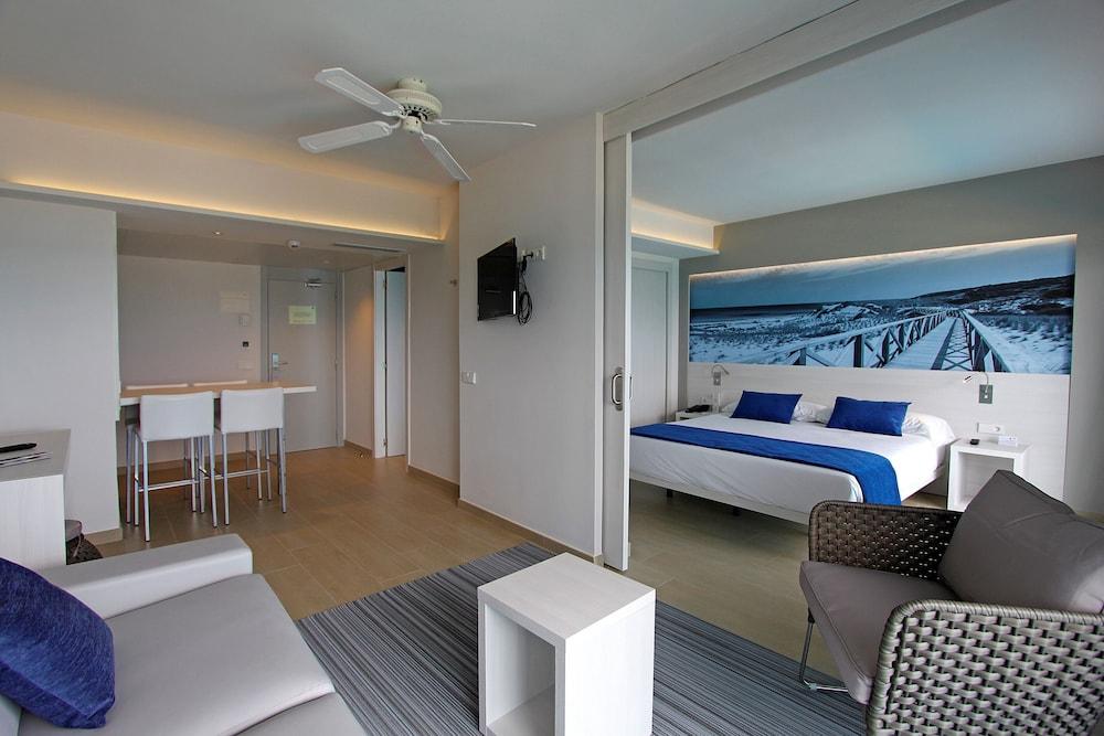 Bg Tonga Tower Hotel Кан Пикафорт Екстериор снимка